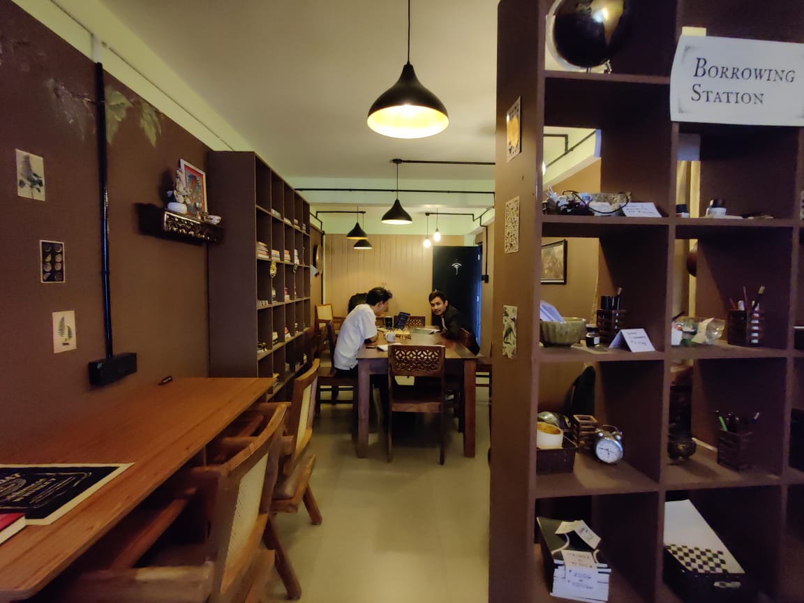 Digital nomads working at Sanctorum